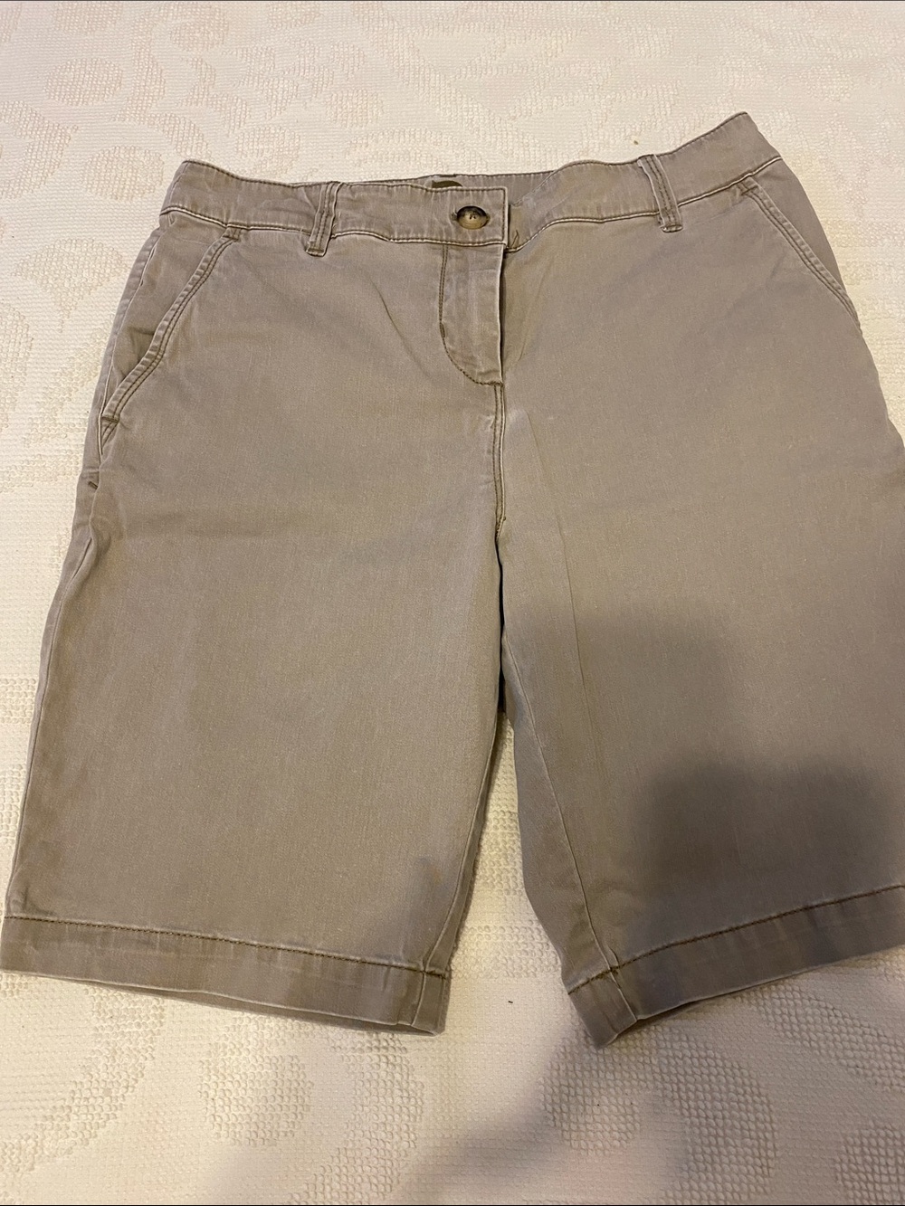 Classic Women's Beige Cotton Blend Shorts
